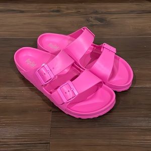 NEW - Corkys Waterslide two-strap slip-on sandal (Size 9)